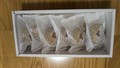 ６個のタルトがならんでいます。