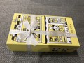 リボンがかけられた可愛らしいクッキー缶。