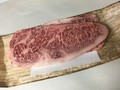 絶妙なバランスのサーロインステーキです