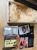 木箱の中にはこれらが入っていました