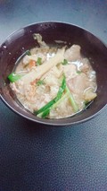 できあがりのとりわけたもつ鍋