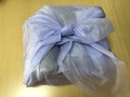 綺麗に包装された化粧箱