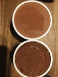 チョコレート2つの色を比較してみました。