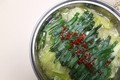 準備はキャベツとニラだけ