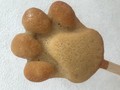 ぷっくりした猫の肉球の形のフィナンシェ