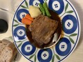 温野菜野菜を添えて。タンが大きい！
