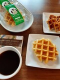 ワッフルとコーヒーがもたらす至福