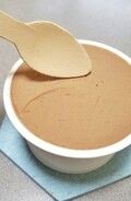 同梱されている木のスプーンで