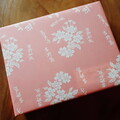 桜の名所吉野っぽい桜色の包装紙！