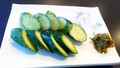 きゅうりを青唐辛子味噌につけて