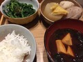 ふんだんにお味噌を使った定食です。
