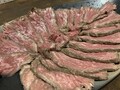 口の中でとろける霜降り肉がたまらない