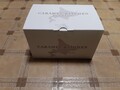 こんな感じの箱で届きました。