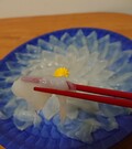 キレイに並べられた薄造りです。