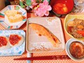 おにぎりと焼き椎茸に