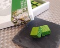綺麗な抹茶色