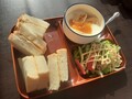 朝から贅沢に。