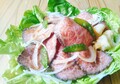 野菜たっぷりサラダ