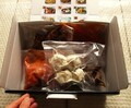 こんな感じで届いて、冷凍庫でかさばらない