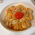 卵ふわふわ、鶏肉はジューシー