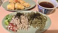 味の異なる蕎麦を食べ比べ