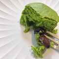 真ん中に黒豆のサプライズ