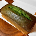 ずっしり重みのあるパウンドケーキ