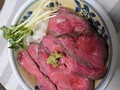 ローストビーフ丼、美し過ぎます。