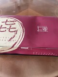 お店で買ってきたてのようです。