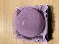 紫のパウダーが鮮やか