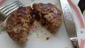 肉汁があふれ出ています。
