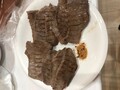 肉厚で、ジューシーな牛タン