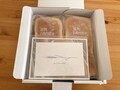 シンプルな箱で届きました。