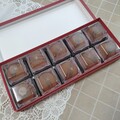 プラスチックケースに入ってます