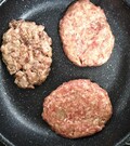 調理中です（極肉が壊れかけです）