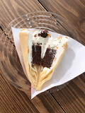 中にもクリーム以外のものが入ってます！