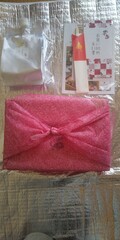 こんな感じで届きました