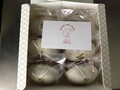 ホワイトチョコレートが目を惹きます