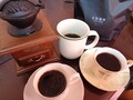 マグカップがドリップバッグ珈琲カップが豆
