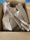 ダンボールを開けると…