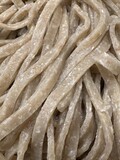 蕎麦の中の粒です