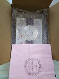 化粧箱の様子。丁寧な梱包で安心です。