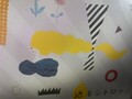 印象的な絵柄の缶入りです。