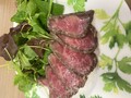 サラダと一緒にいただきました