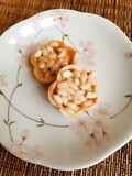 梅の形が縁起良いです。