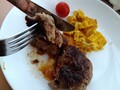 お肉の甘み、旨味に舌鼓をうちました。