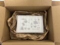 わくわくの瞬間、特別なクッキー缶が到着！