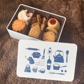 ほっこりする世界観の素朴なクッキー缶