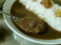 小さい角切りの牛肉が入っています。ホロッと崩れる柔らかさ！