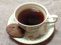 香り高いコーヒーとクッキーが良く合います。